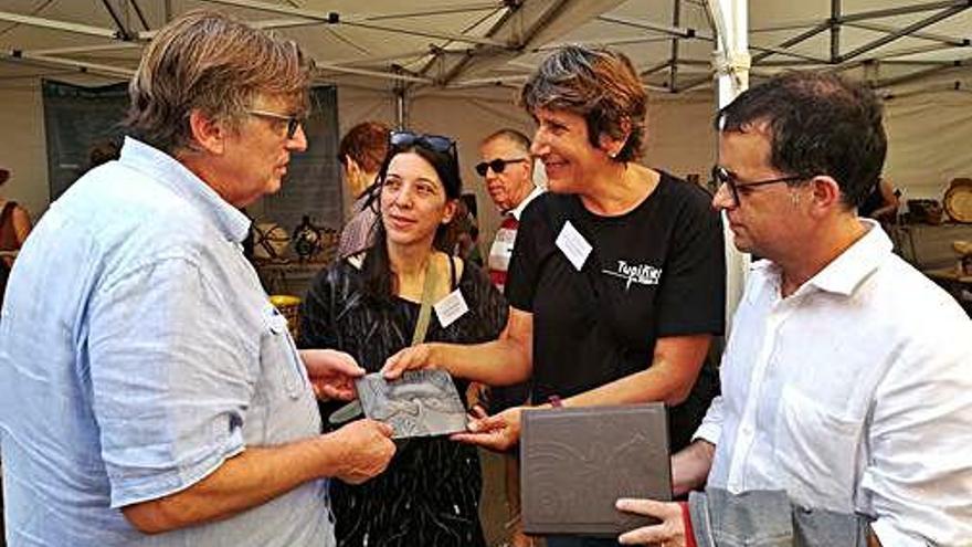 Una part dels delegats de la Bisbal visitant la fira a Lió, França.