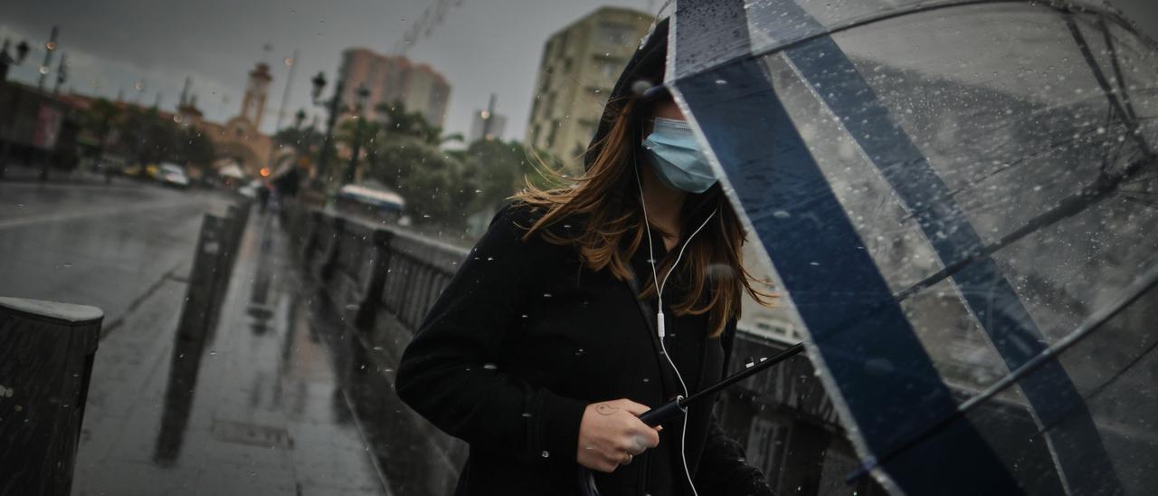 Jornada de lluvias en Santa Cruz de Tenerife.