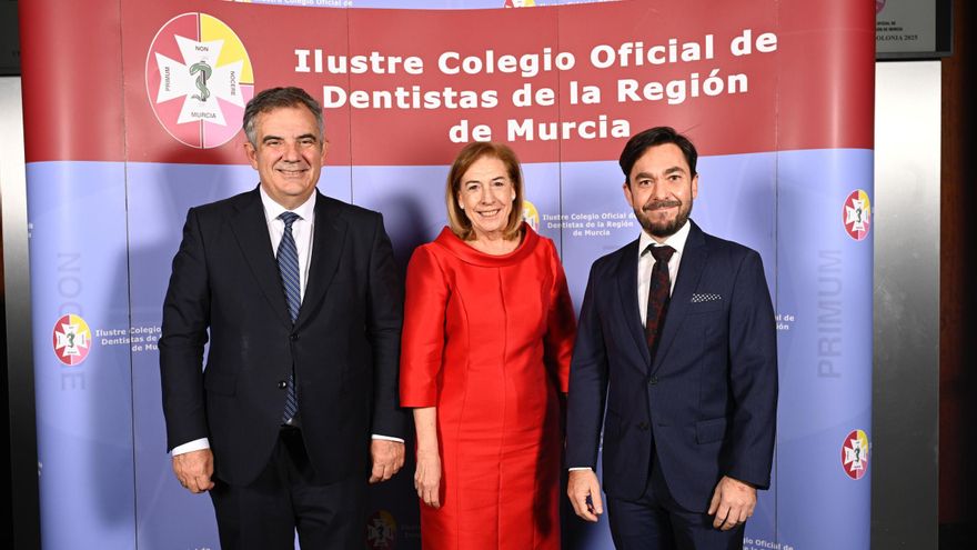 El Colegio de Dentistas de la Región de Murcia honra a Santa Apolonia en su multitudinaria gala anual