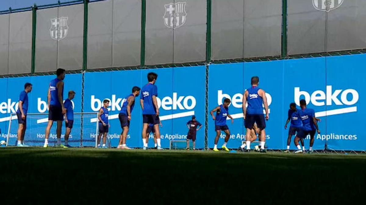 De Jong y Todibo vuelven a entrenar con el grupo