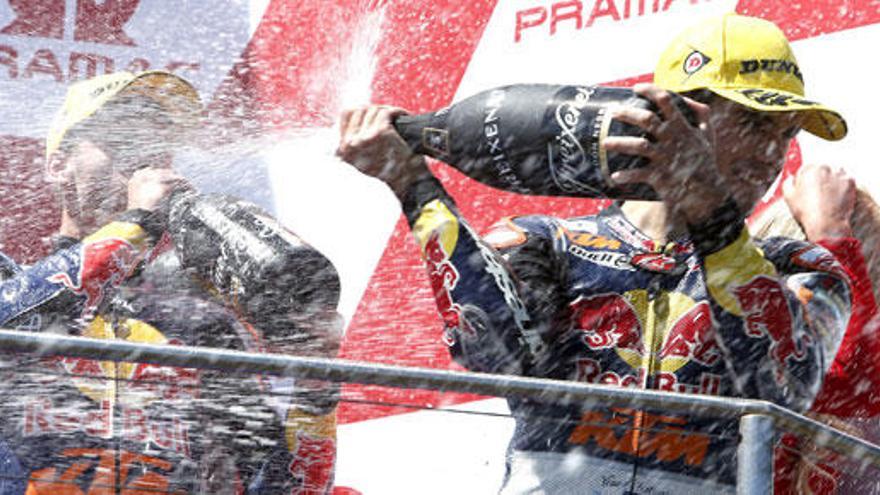 Miguel Oliveira celebra su triunfo en el GP de Australia.