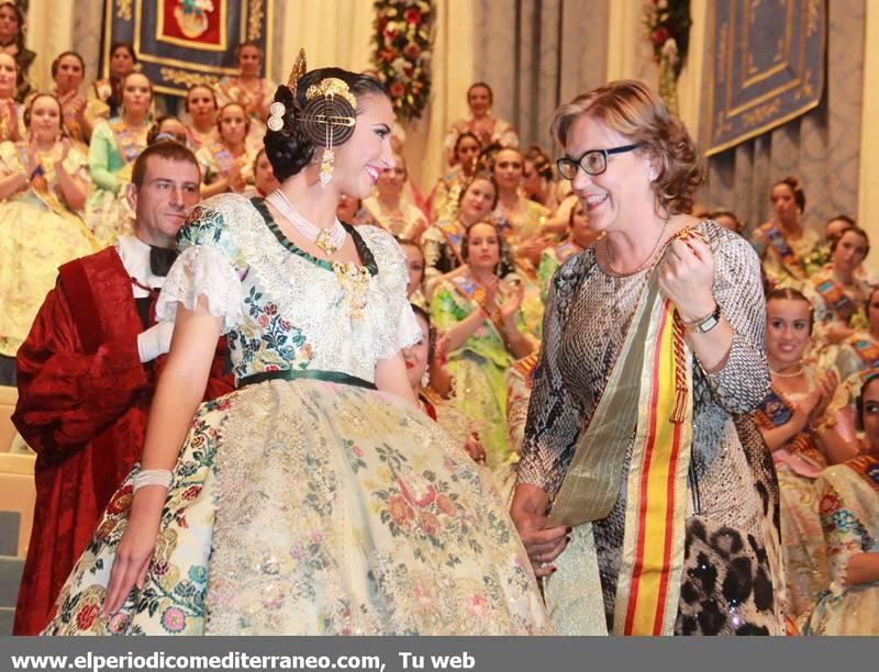 GALERÍA DE FOTOS -- Exaltación de las reinas falleras de Burriana