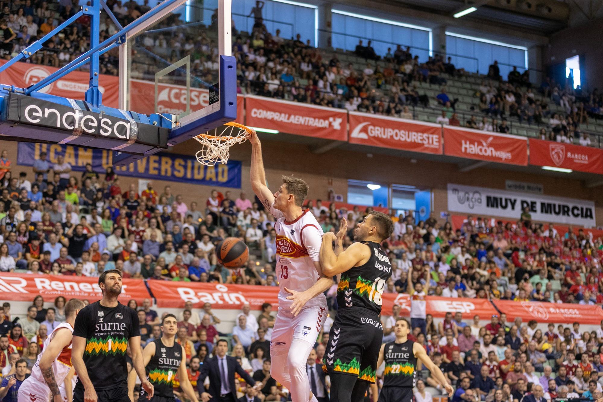 UCAM Murcia - Bilbao Basket en imágenes.