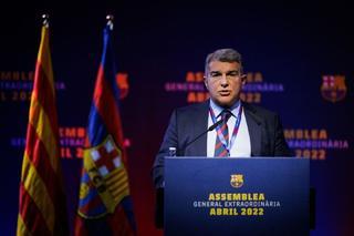 Laporta recibe un aval masivo y la asamblea aprueba el acuerdo con Spotify