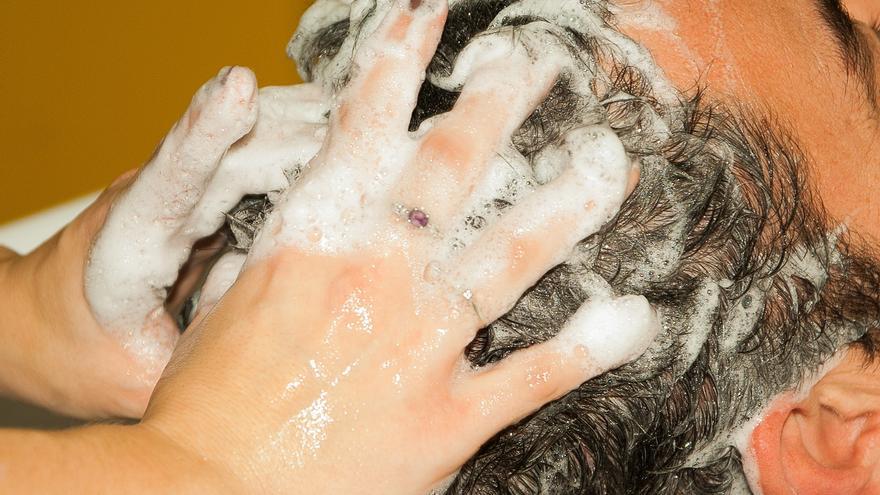 El remedio de la abuela para acabar con las canas en tres días