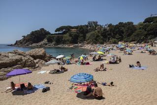 Cataluña, segundo destino de turistas en julio, con hoteles un 25 % más caros