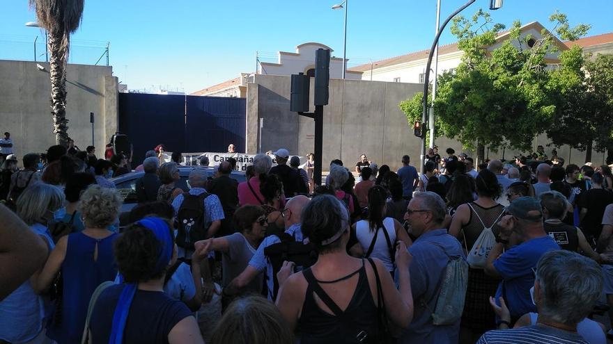 El Defensor del Pueblo investiga el encierro ilegal de un joven ex tutelado en el CIE durante más de un mes