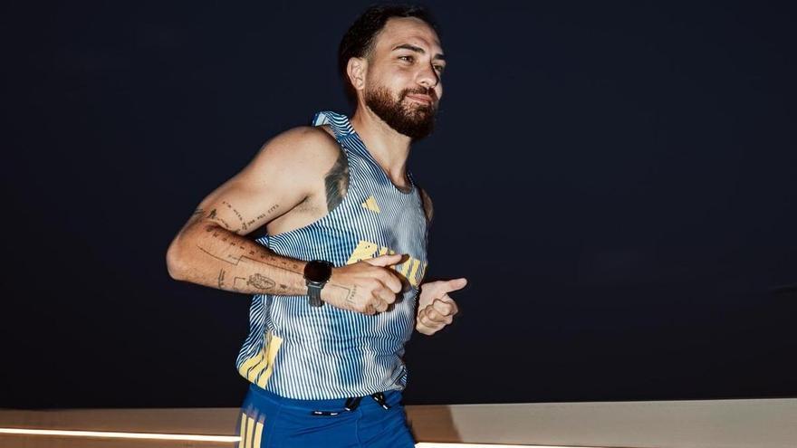 El atleta Aythami Rodríguez completará ocho maratones en ocho islas para apoyar a la Fundación Pequeño Valiente