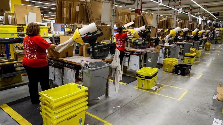 Amazon busca autónomos con coche para repartir paquetes en Castellón