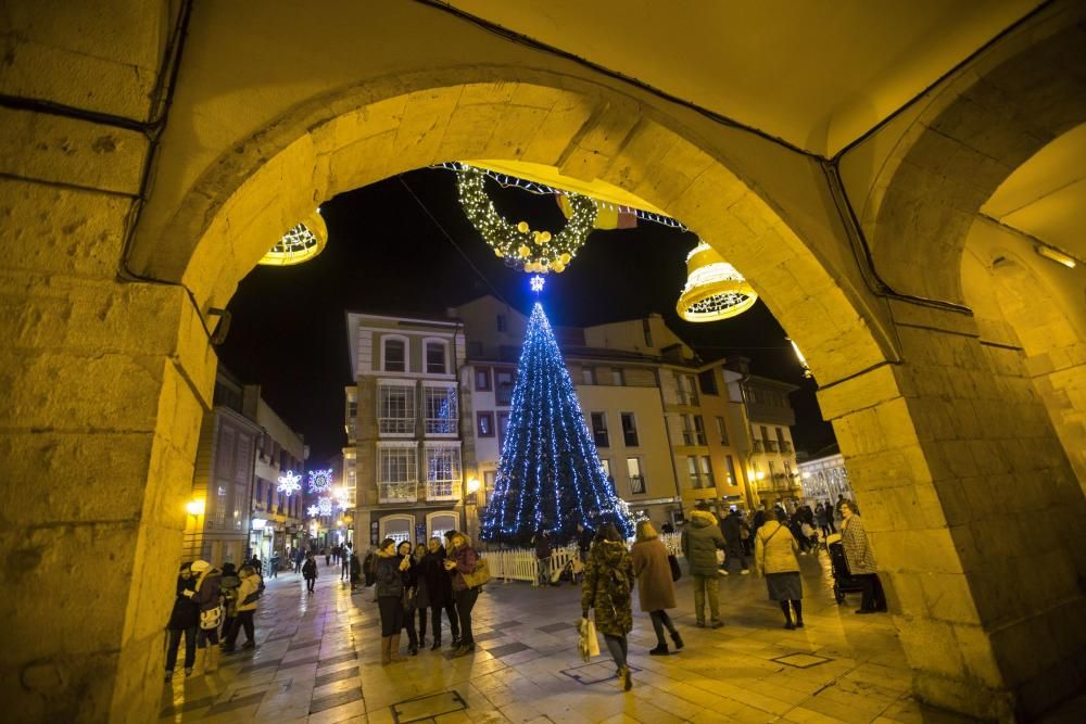 Luces navideñas en Oviedo