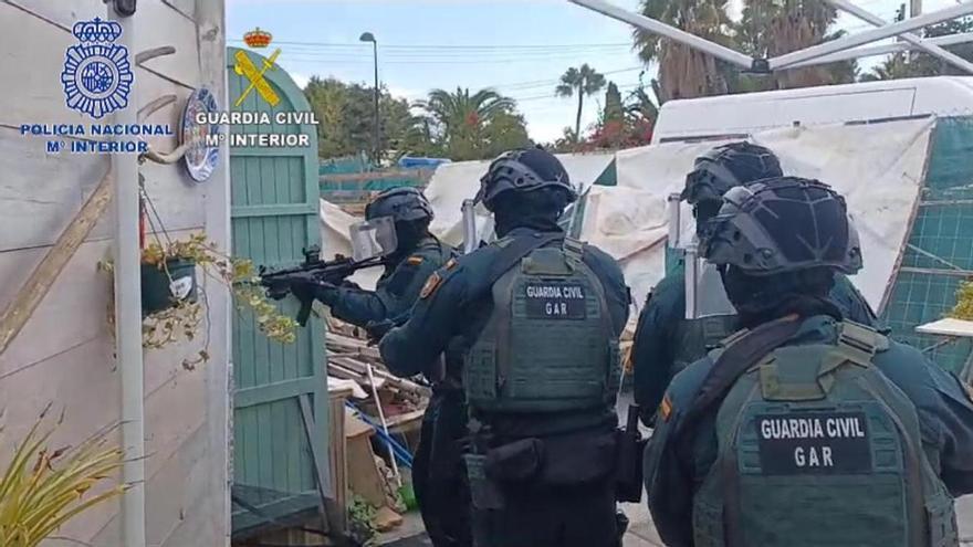 Desmantelada una red mafiosa y violenta de tráfico de drogas en Ibiza