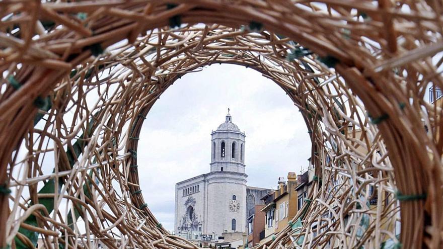 El nou Temps de Flors s&#039;obre aquest any al cel i als barris de Girona