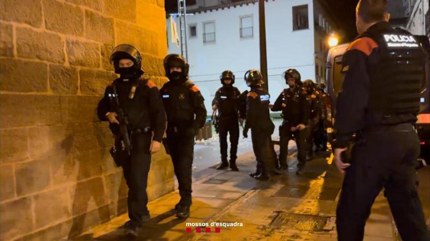 Els Mossos detenen 7 persones a Solsona per tràfic de drogues
