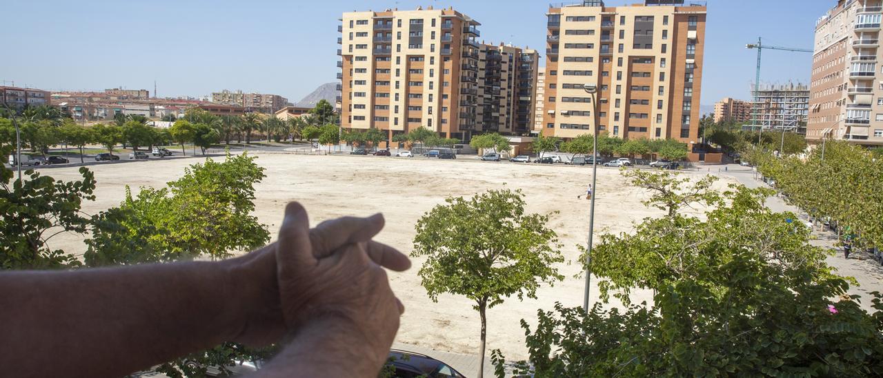 Parcela donde se prevé ubicar el centro de salud mental y donde los vecinos reclaman servicios públicos para el barrio