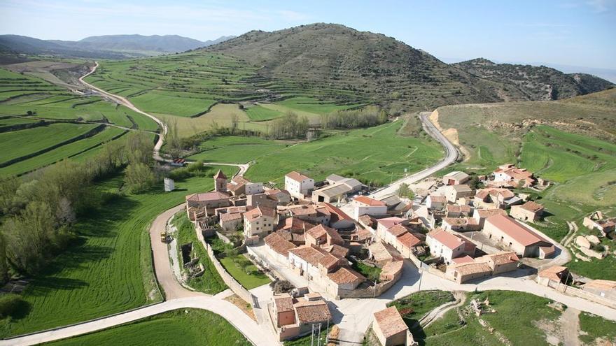El pueblo de Teruel con solo 17 habitantes que busca nuevos vecinos ofreciendo vivienda y conexión 5G: "Destacamos por la calidad de vida que ofrecemos"