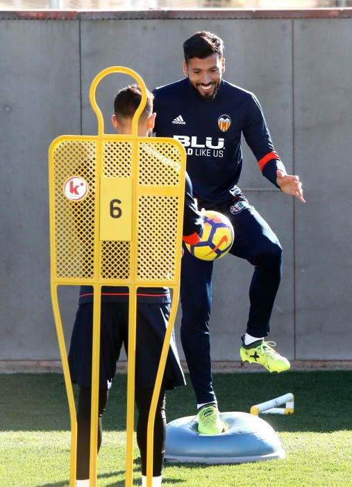 Guedes y Garay se suman al trabajo con el grupo