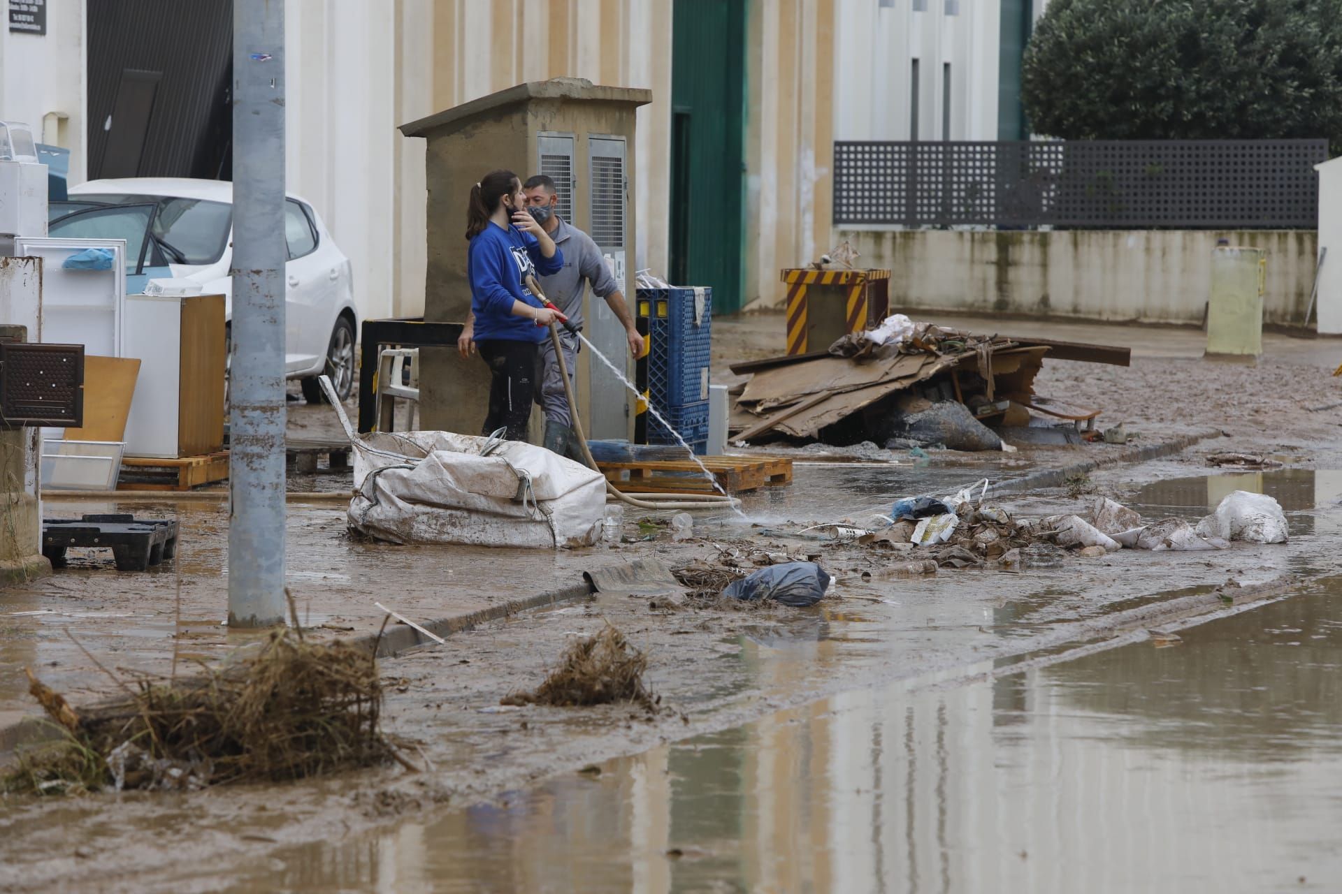 Daños en el polígono Vereda Sud de Beniparell