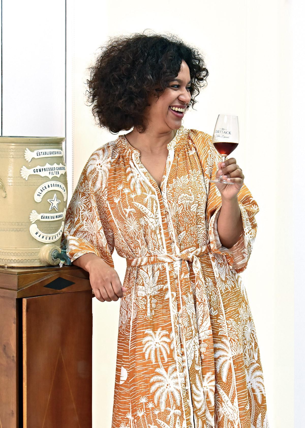 Paola Medina (Williams & Humbert)