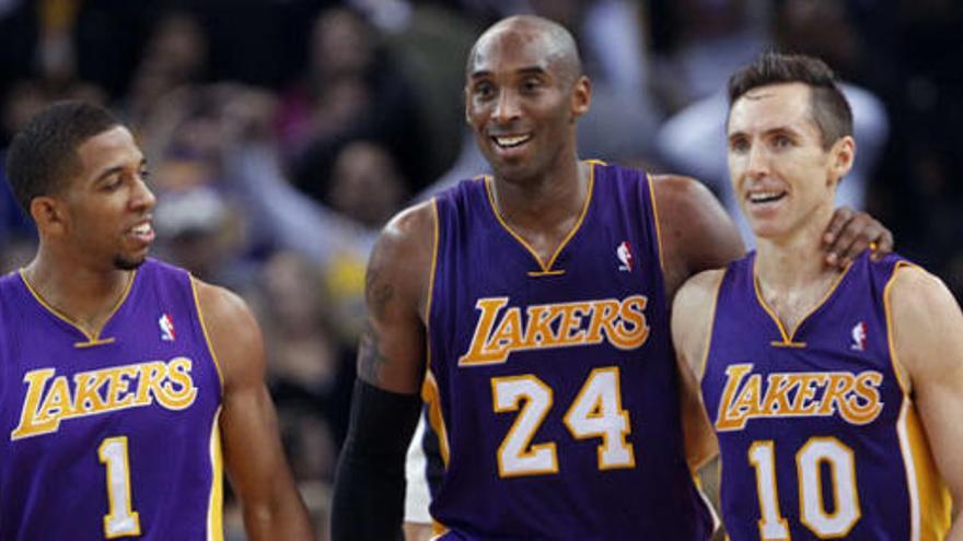 Nash cree que los Lakers deben jugar a la &quot;desesperada&quot;