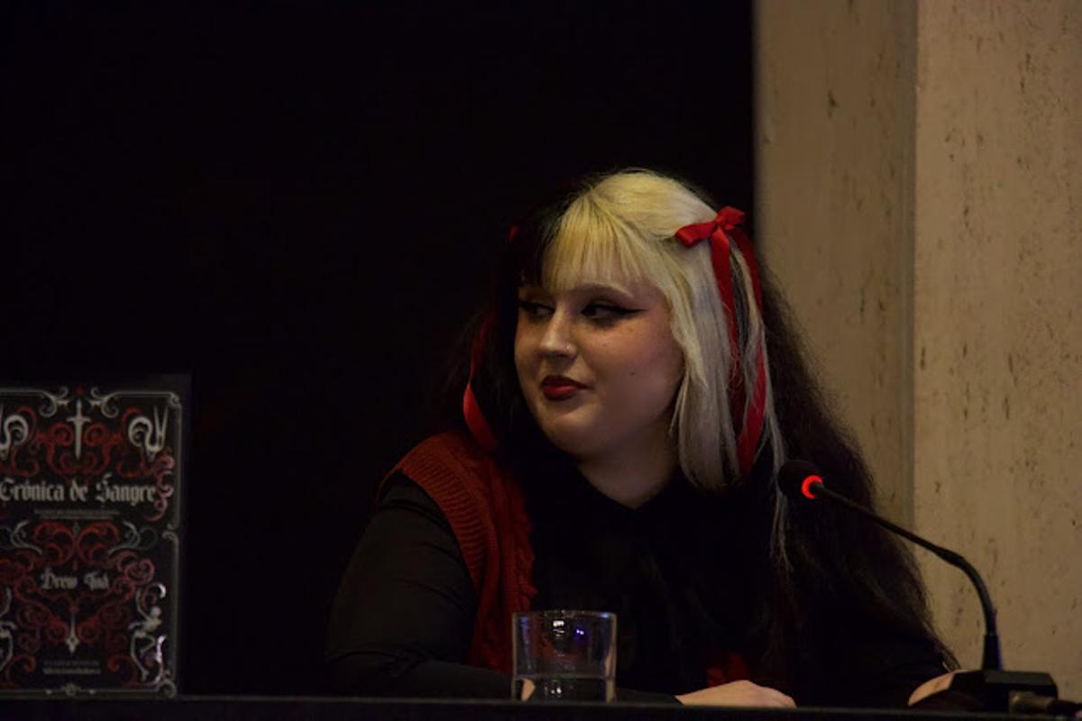 Jiménez Berrocal recibe el homenaje.