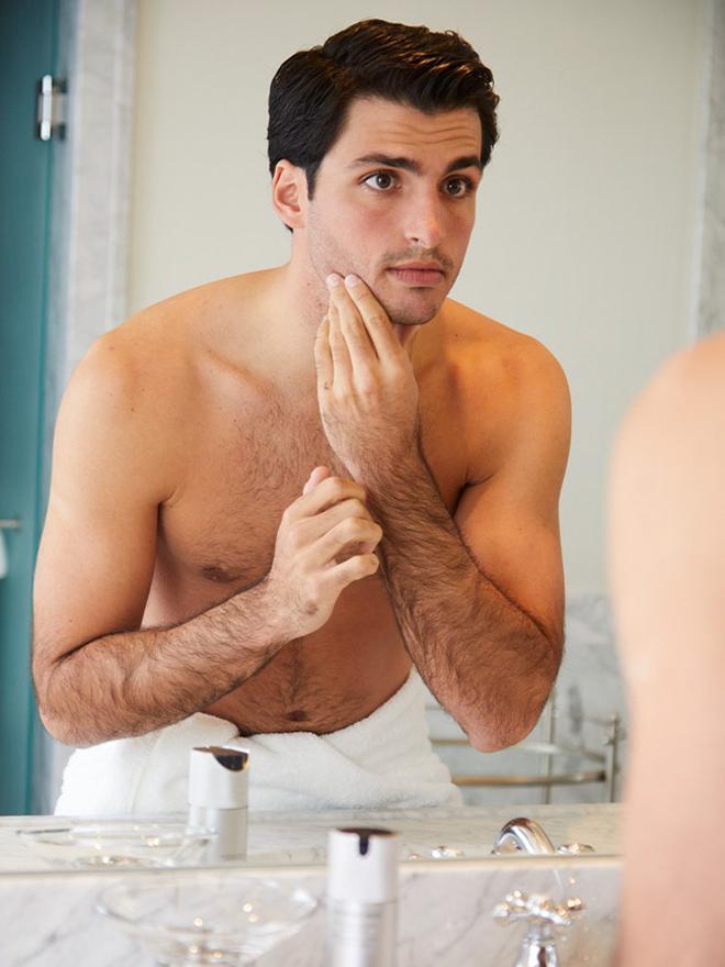 Carlos Sainz imagen de la línea Total Revitalizer de Shiseido Men