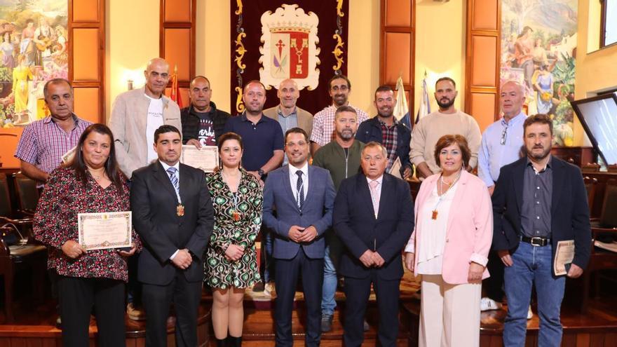 Los Realejos honors the most veteran workers of its municipal companies