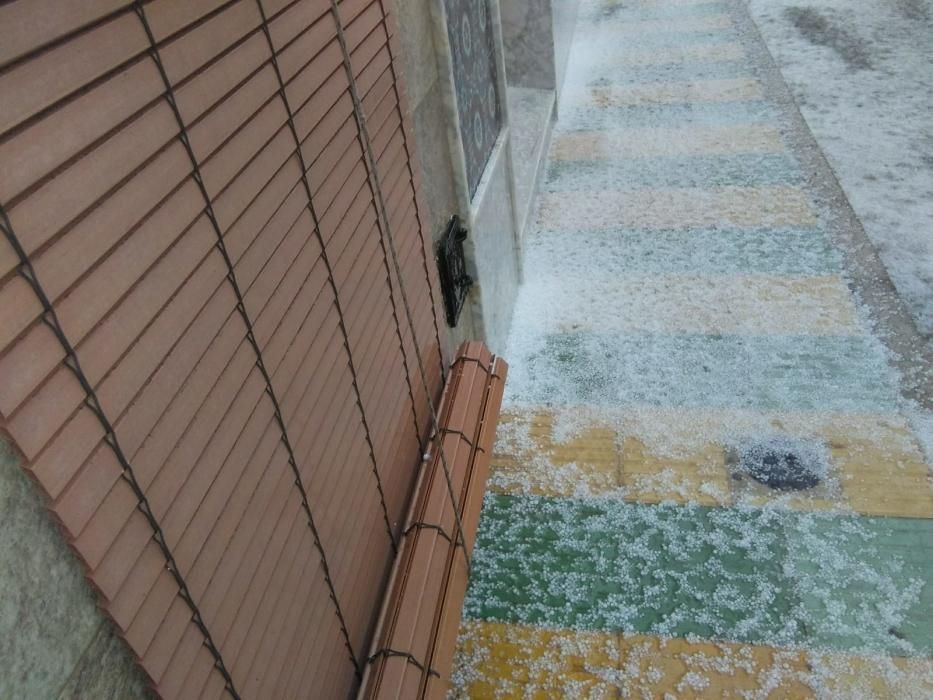 La Ribera tormenta cubierta de una granizo