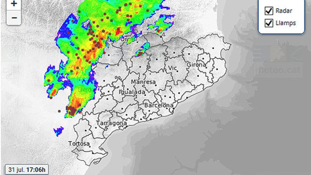 Lluvias intensas en la franja de Ponent, a las 17.06 horas, reflejadas en el radar del Servei Meteorològic de Catalunya