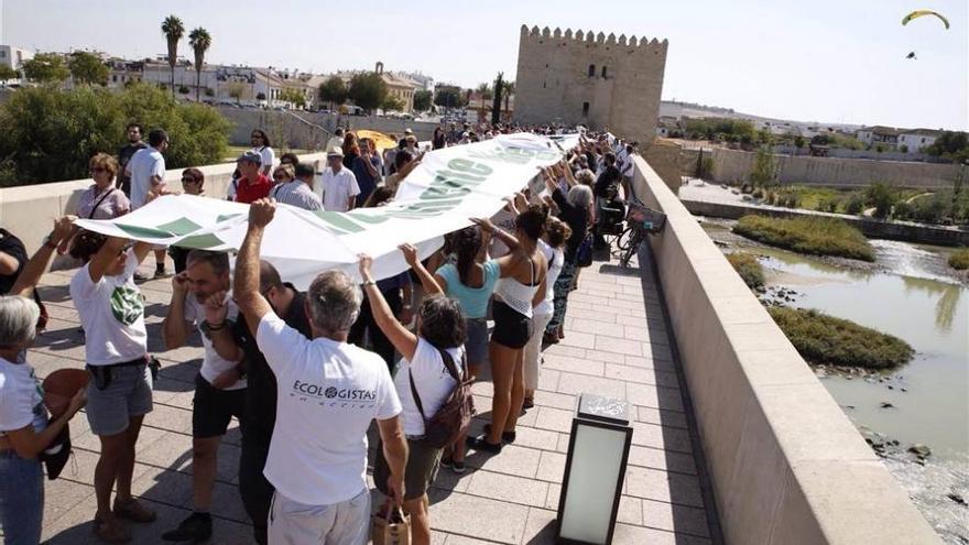 Ecologistas en Acción protesta contra el Tratado Transatlántico de Comercio e Inversiones