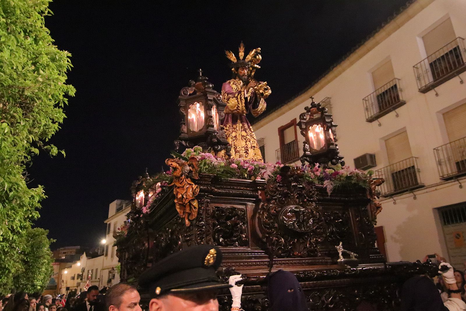 La Hermandad de Pasión recorre el Alcázar Viejo