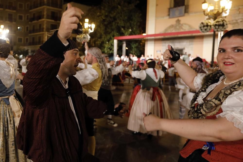 Dansà de las Fallas a la Vírgen