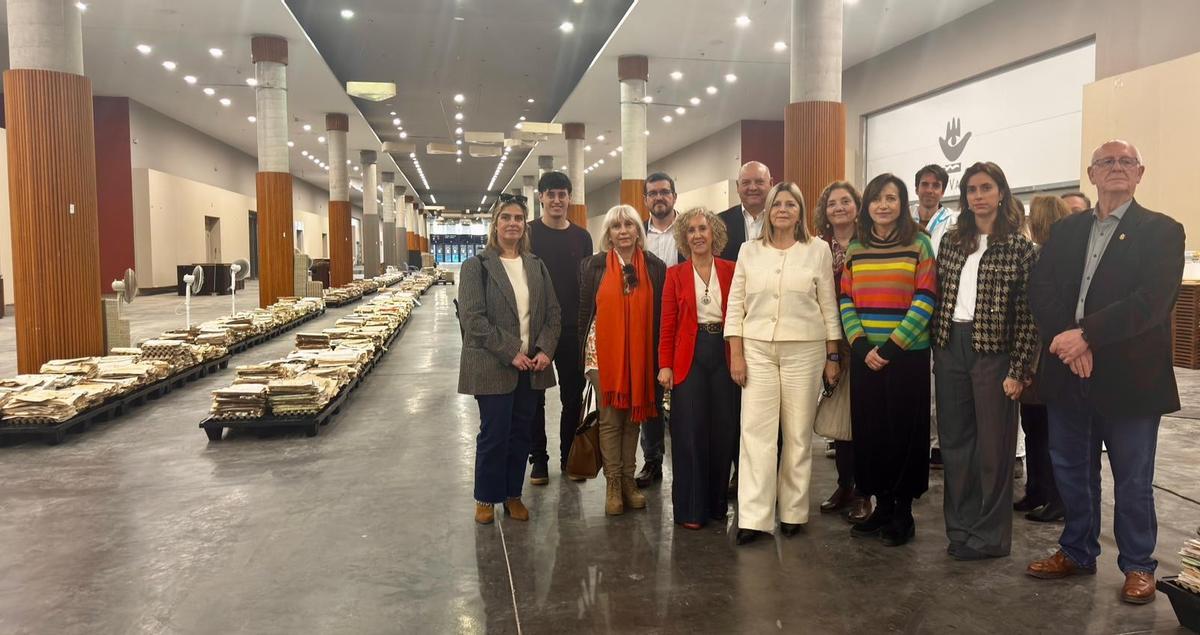 Visita a Feria València para conocer la recuperación de archivos municipales y judiciales dañados por la dana.