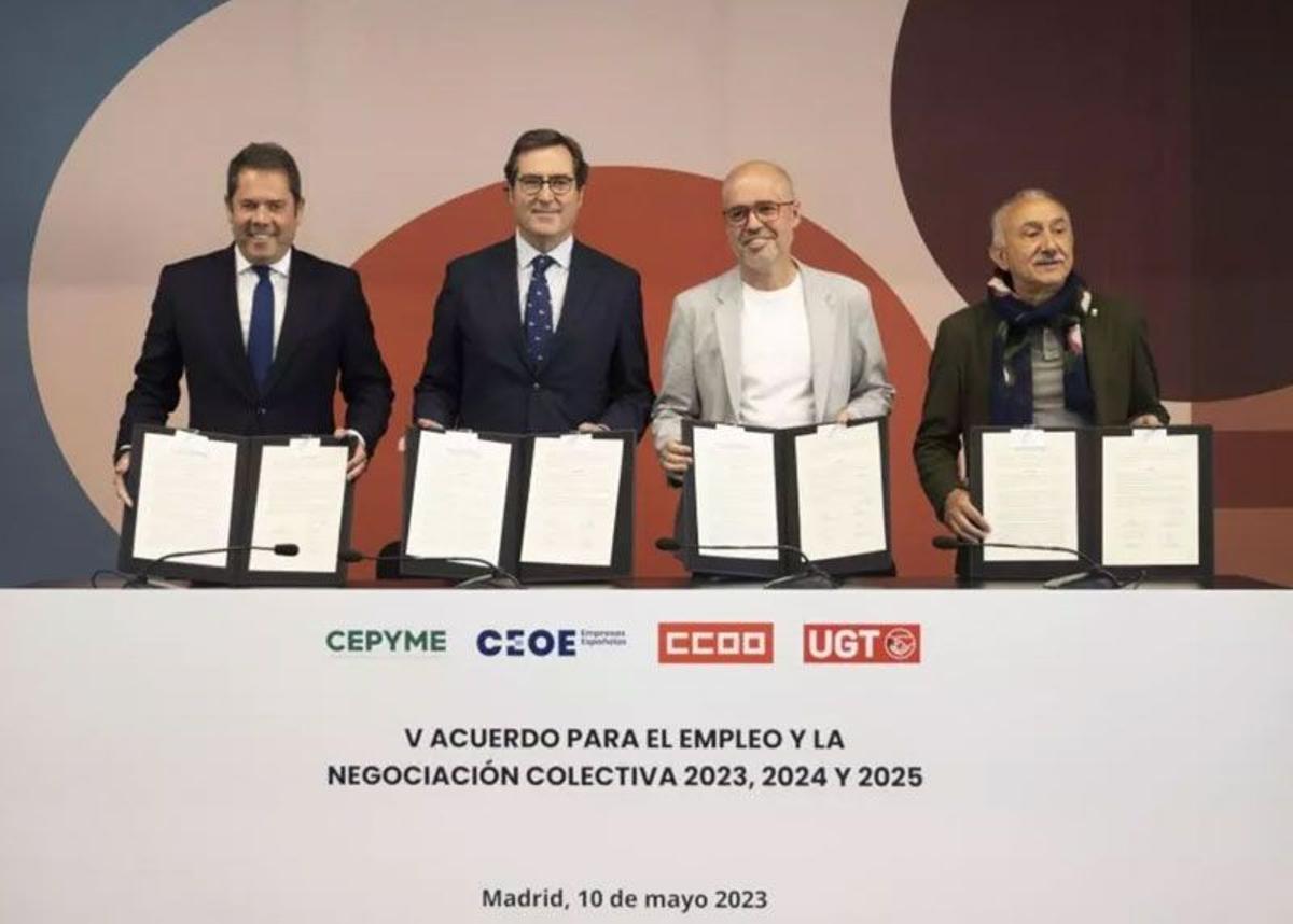 Firma del quinto acuerdo para el empleo y la negociación colectiva entre Cepyme, CEOE, CCOO y UGT.