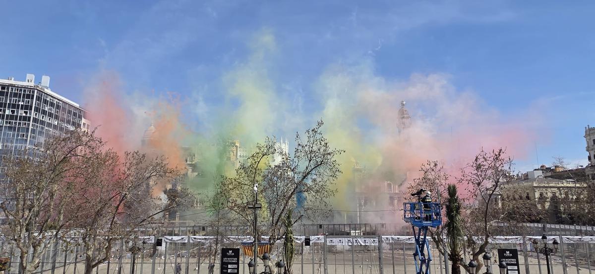 Arranque de las mascletà de Pirotecnia Tomás de hoy, 11 de marzo