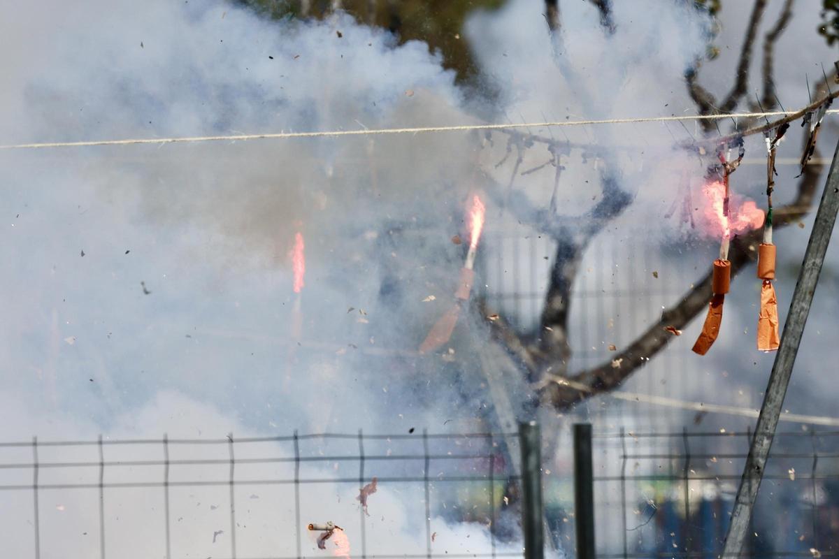 Las imágenes de la mascletà de Hermanos Ferrández en la Magdalena 2026