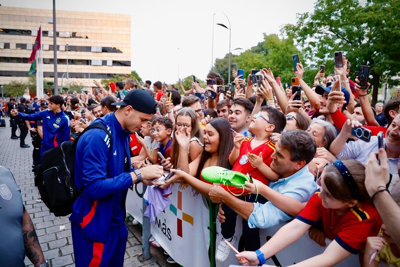 La selección española en Córdoba: la afición se vuelca con los jugadores