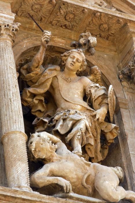 Detalle del monasterio de San Miguel de los Reyes.