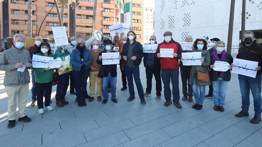 La Audiencia Provincial condena a Manuel Trujillo, de A Desalambrar, por cortar alambres en el camino del Bañuelo