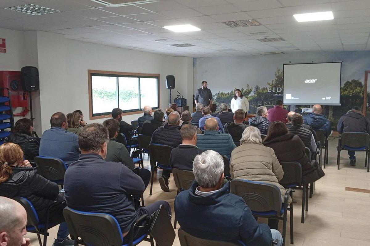 Asistentes a la asamblea del Sindicato Labrego Galego. | FDV