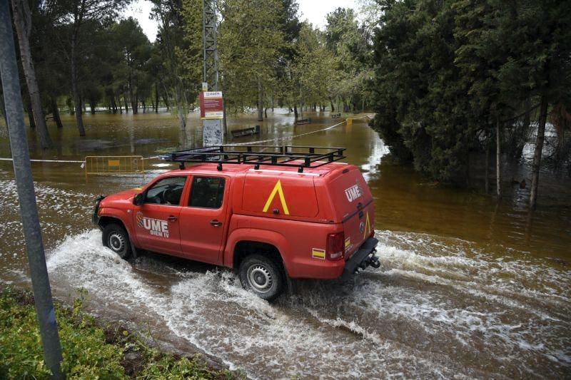 Impresionantes imágenes de la crecida del rio en Gelsa, Pinta y Quinto de Ebro