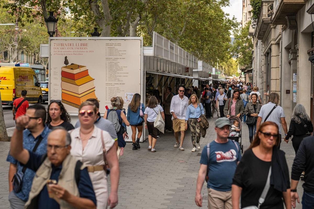 Fira del llibre docasió antic i modern en Barcelona