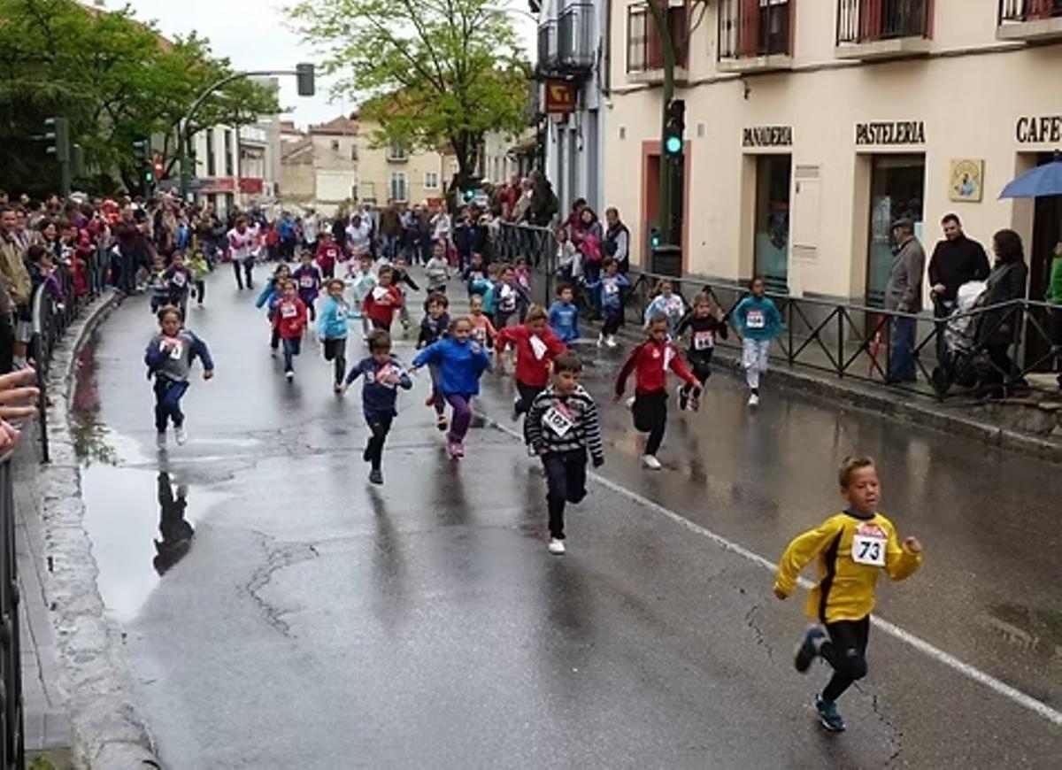 La XXXIII Carrera Infantil tendrá lugar el domingo 26 de abril a las 10:30 de la mañana, previa inscripción en la Plaza Islas Azores