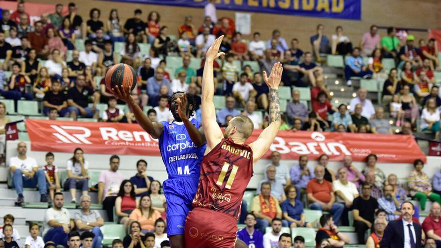 El UCAM sufre y cumple ante el Fuenlabrada (83-64)