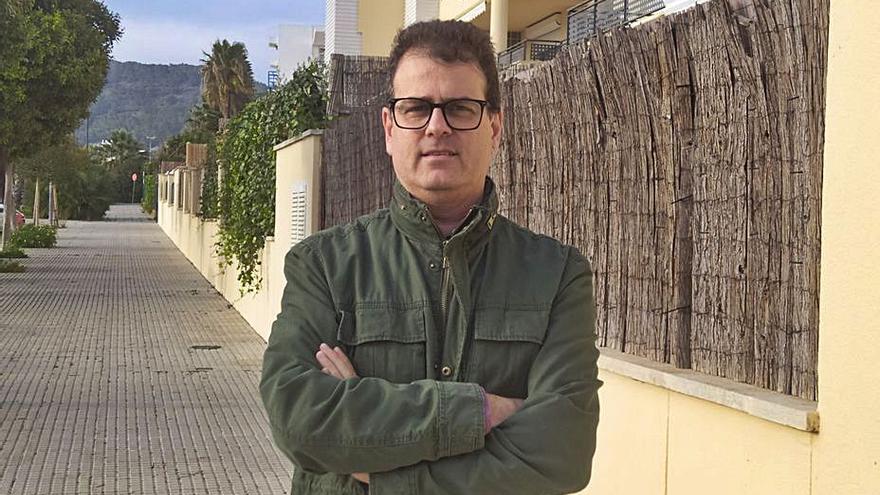 El novelista zamorano, afincado en Ibiza, Óscar Figueruelo.