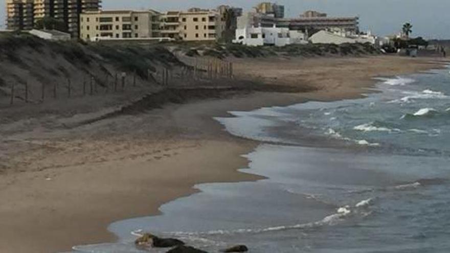 El consistorio se reunirá con Costas para tratar la situación de las playas del sur