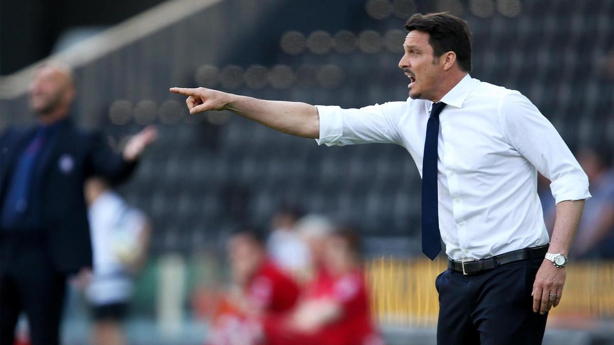 El Udinese anunció la destitución de Massimo Oddo