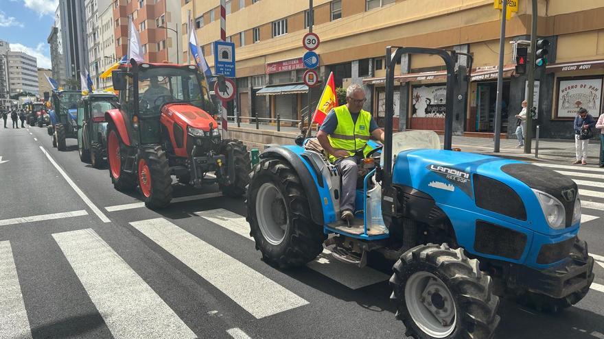 Protestas de los agricultores de Tenerife en las calles de Santa Cruz