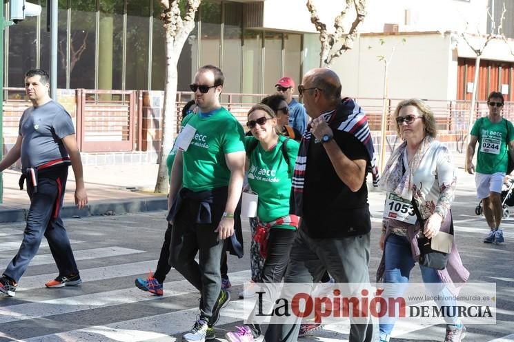 2.000 personas marchan contra el cáncer en Murcia