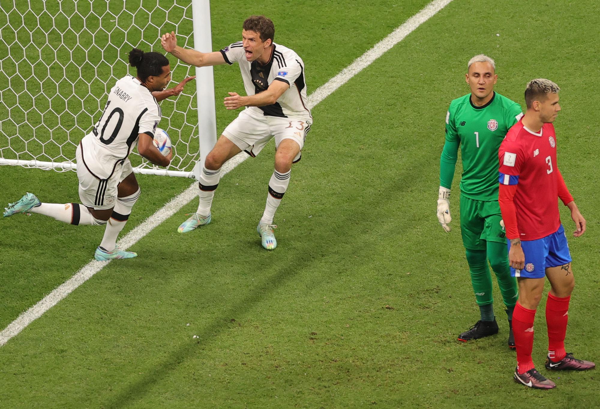 2-4. Alemania no golea a Costa Rica y cae en primera ronda