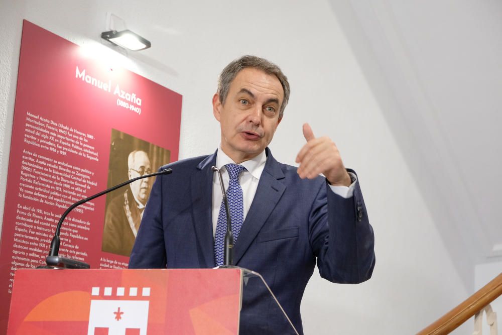 José Luis Rodríguez Zapatero inaugura en Elda la exposición de la vara de Azaña